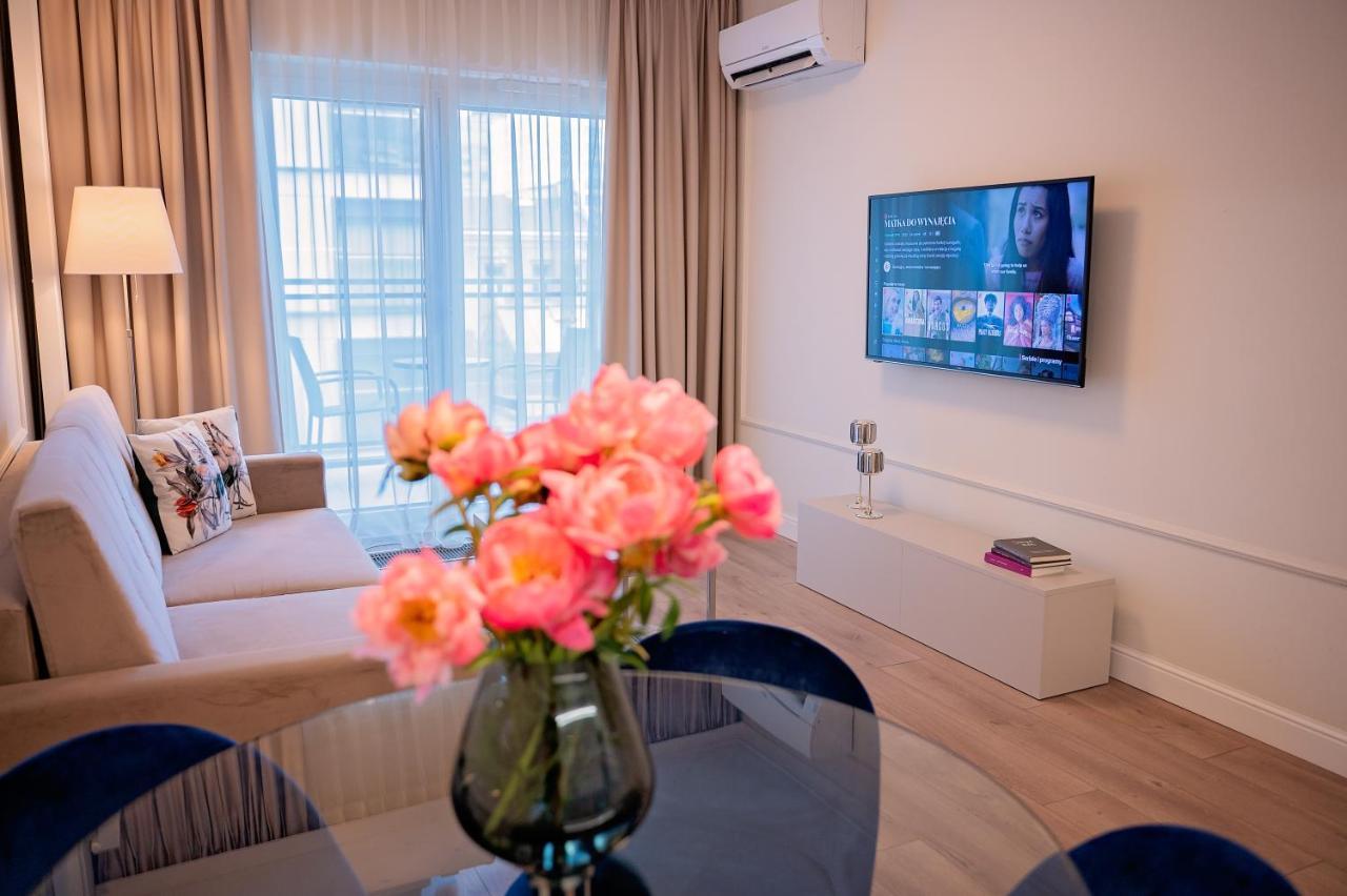 Mennica Residence - Grzybowska 43A Warsaw Ngoại thất bức ảnh