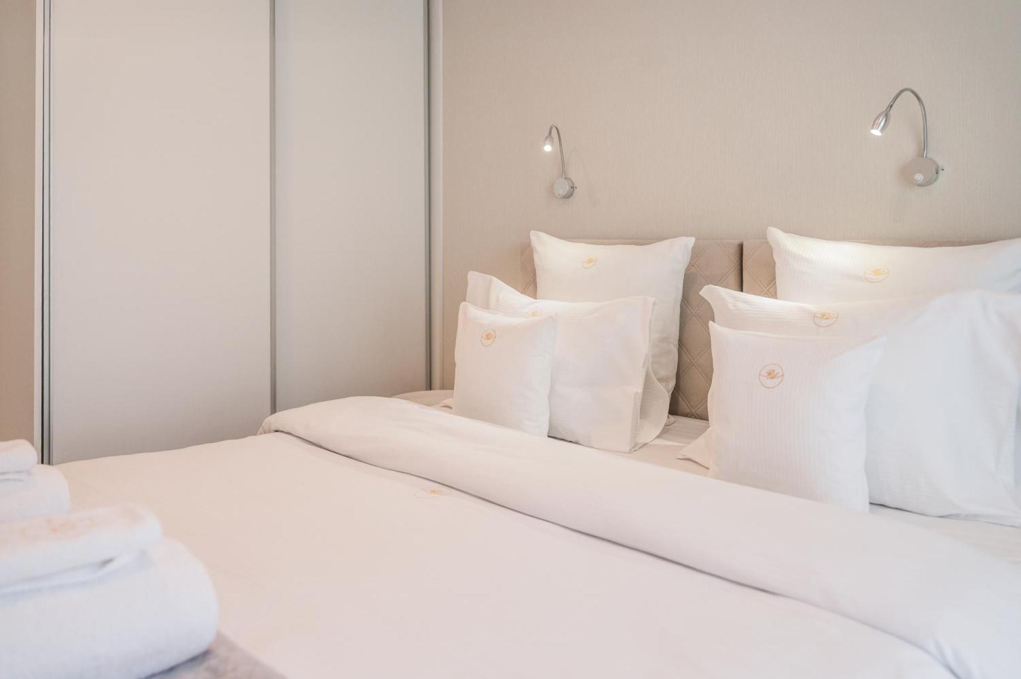Mennica Residence - Grzybowska 43A Warsaw Ngoại thất bức ảnh