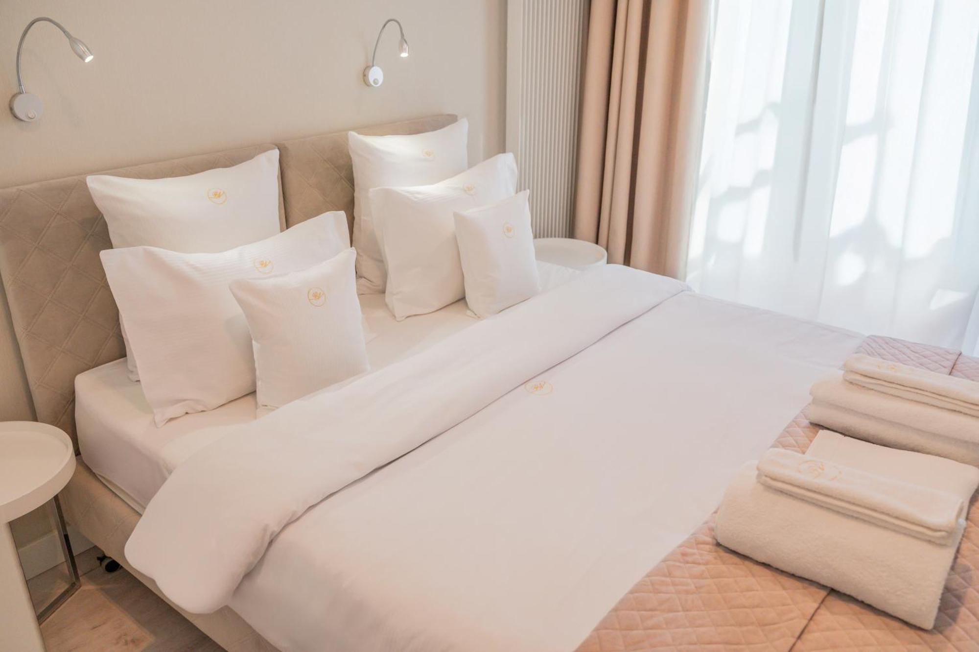 Mennica Residence - Grzybowska 43A Warsaw Ngoại thất bức ảnh
