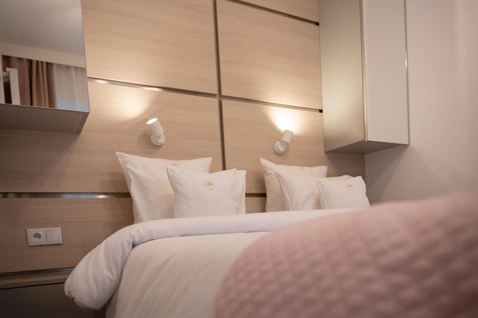 Mennica Residence - Grzybowska 43A Warsaw Ngoại thất bức ảnh