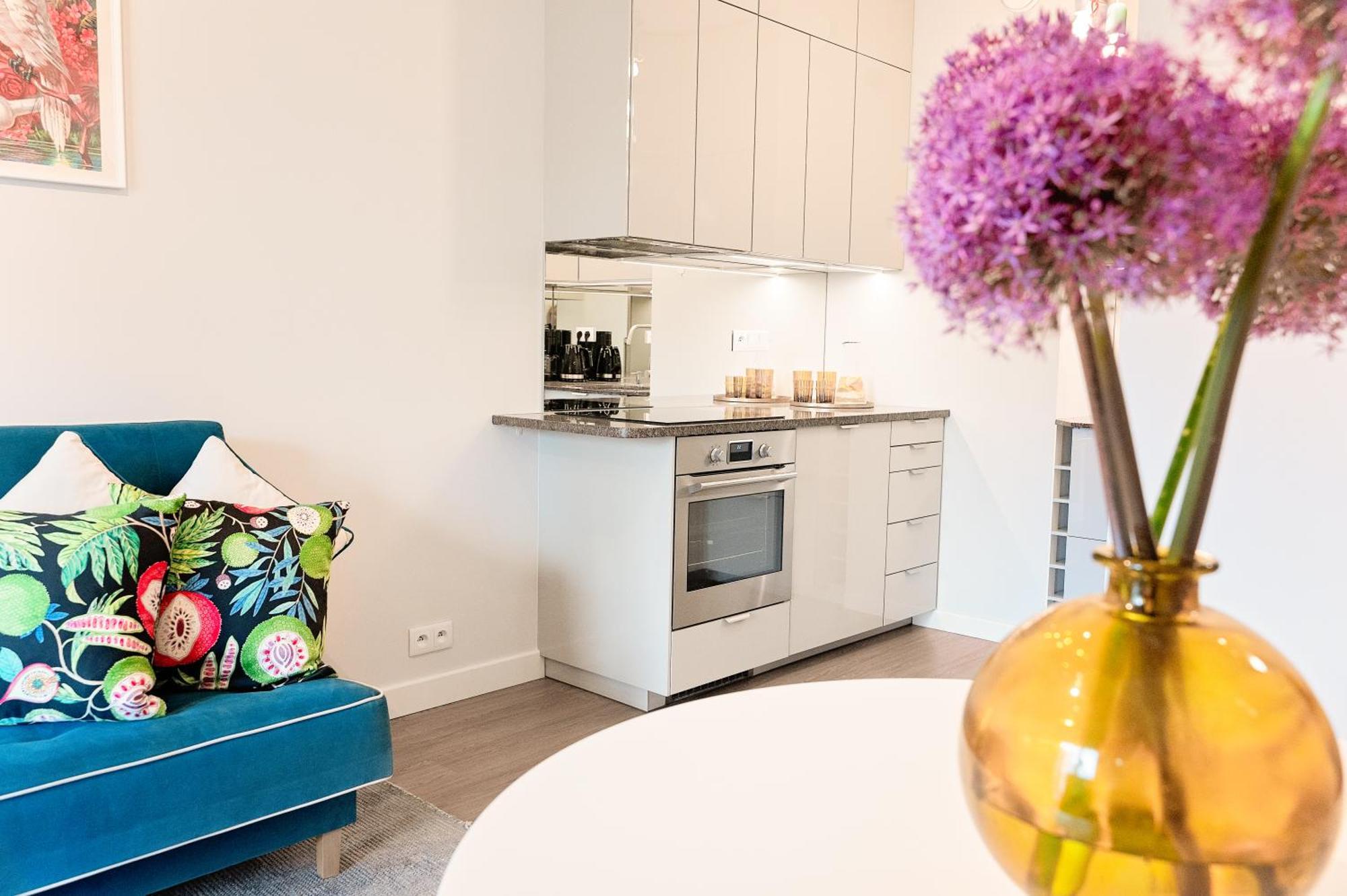 Mennica Residence - Grzybowska 43A Warsaw Ngoại thất bức ảnh