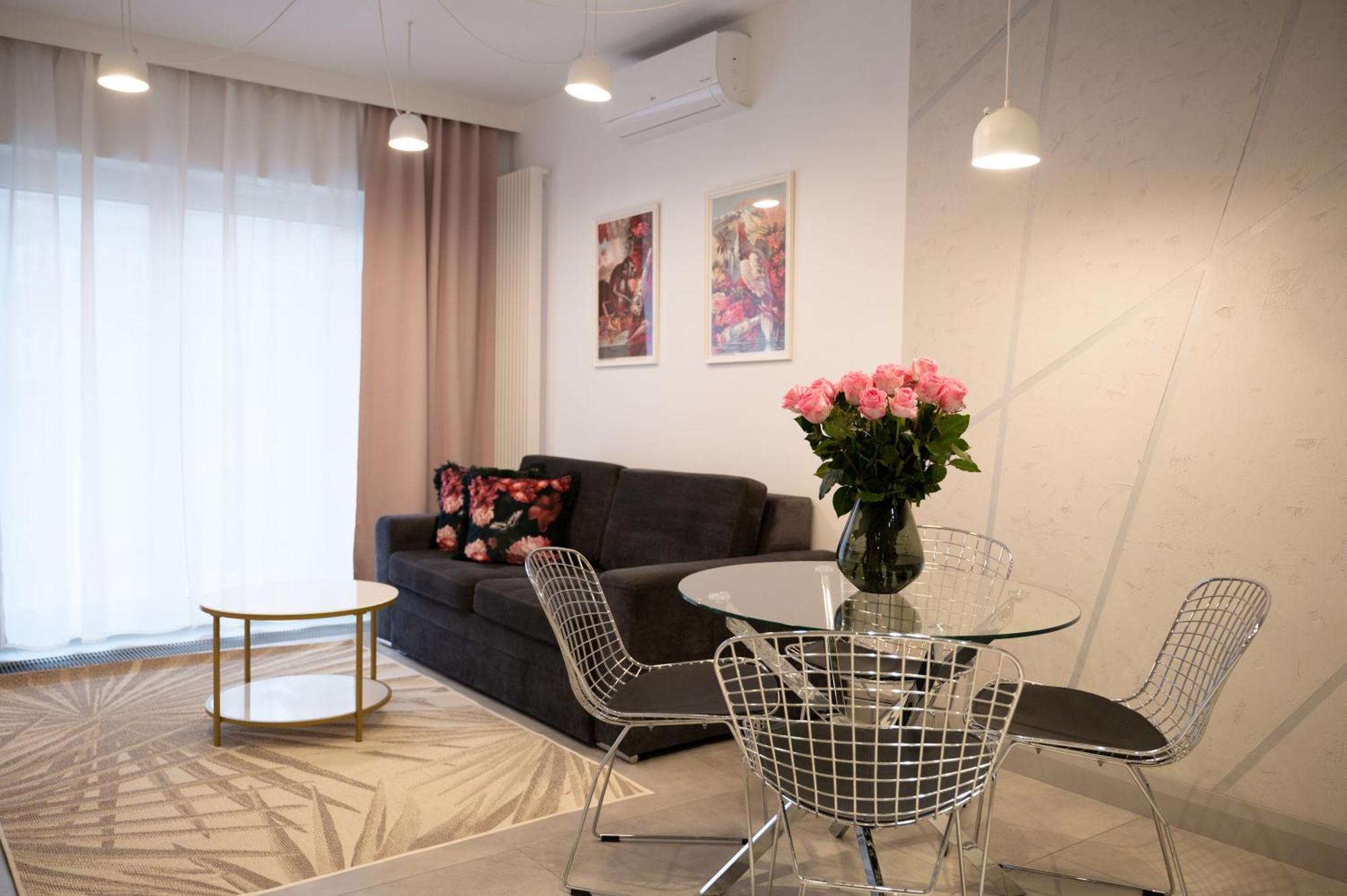 Mennica Residence - Grzybowska 43A Warsaw Ngoại thất bức ảnh